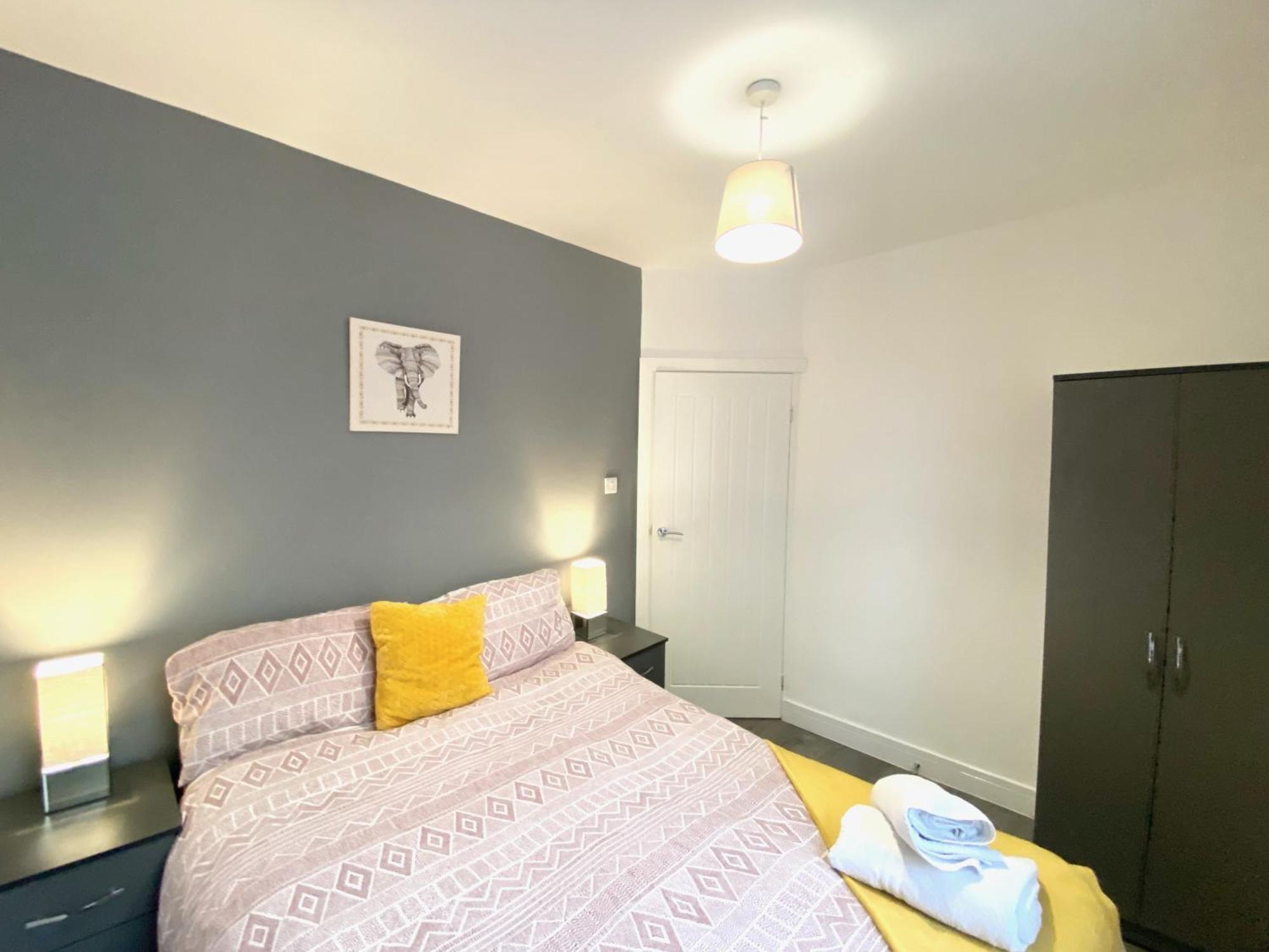 Holiday home Emerald Living, 4 Bedrooms In The Heart Of Swansea! Swansea